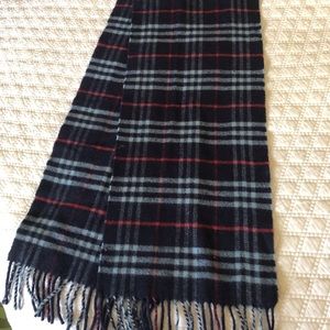 Burberry wool and cashmere scarf